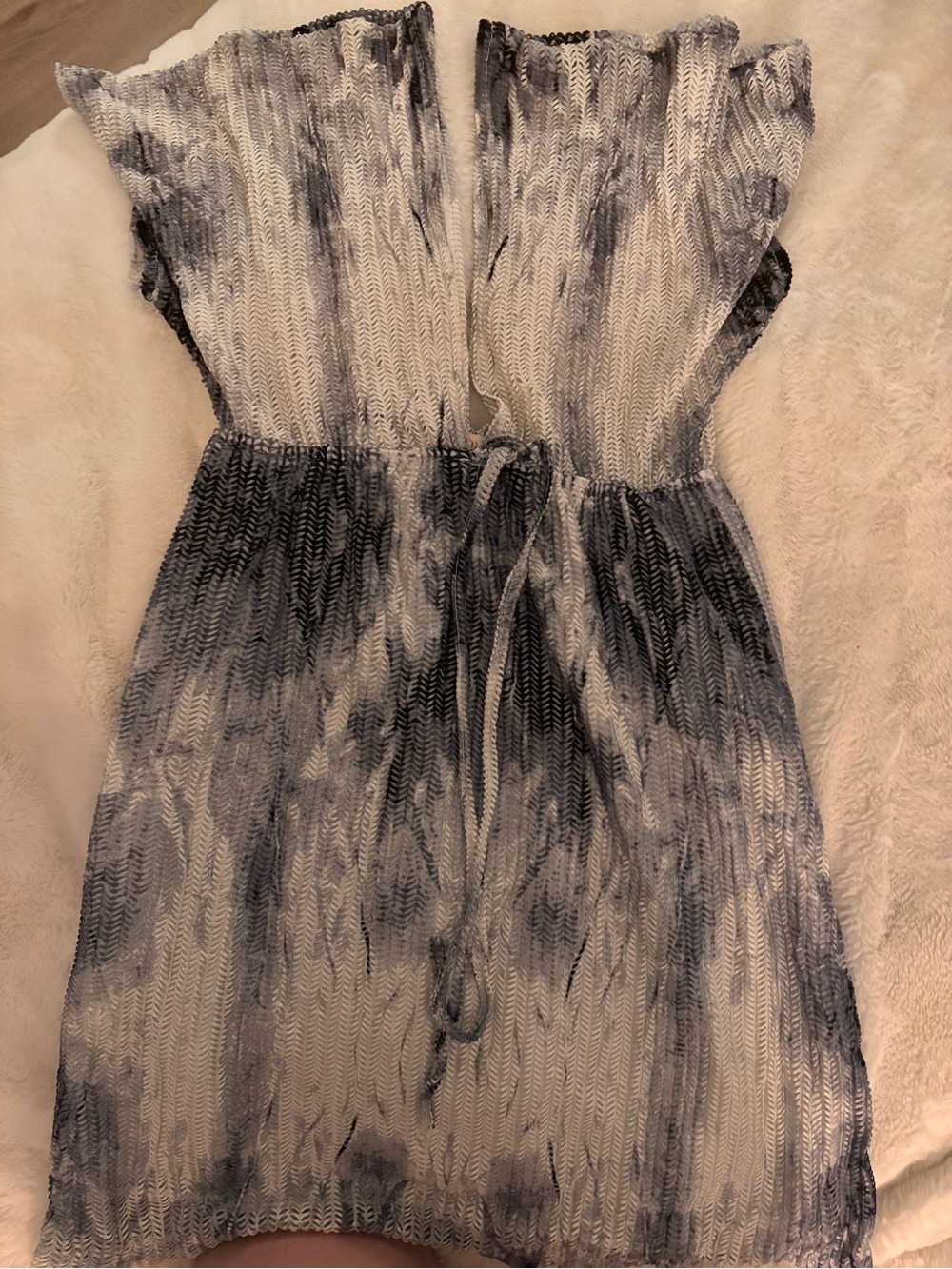 Tie-Waist Pool Coverup in Blue and White